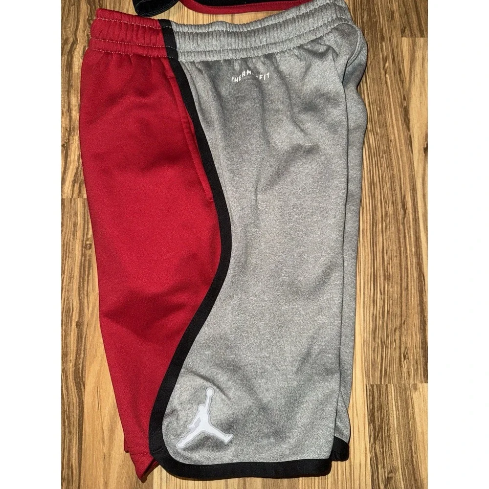 Jordan Nike Boys Basketball Athletic Shorts Dri-fit Sz 8 8/10‎ Small S Lot Of 2